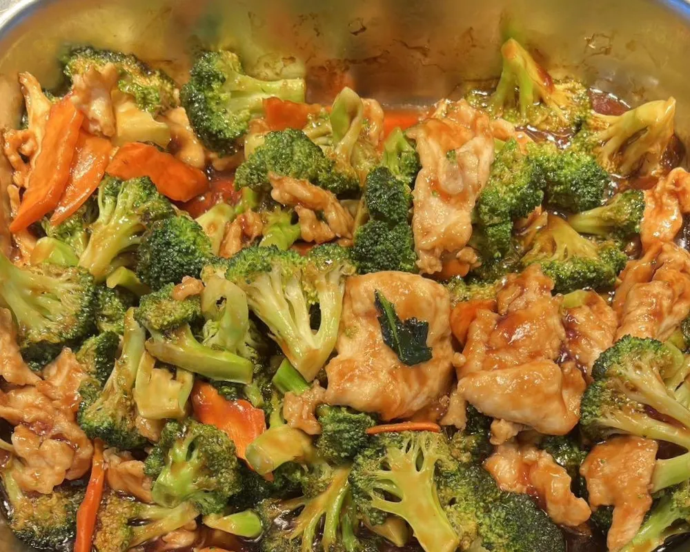 Stir-fried chicken breast with broccoli and carrot at China Star Chinese Buffet，a Chinese Restaurant in Waco